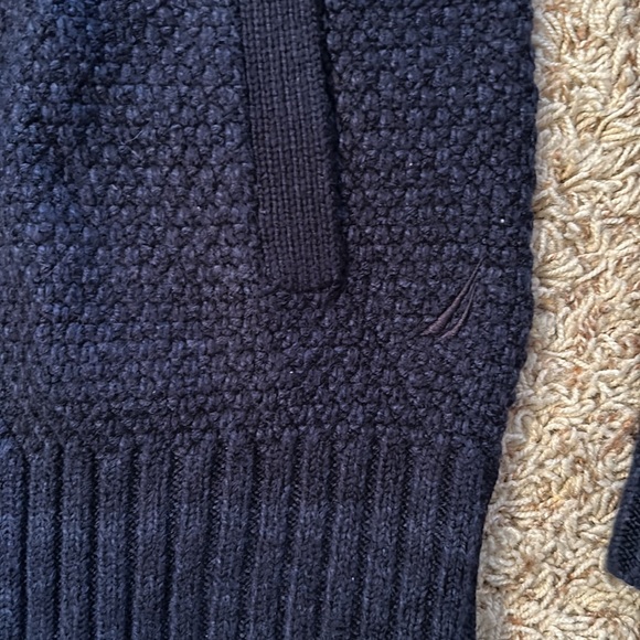 Nautica - Men’s Cardigan - Size Medium - Picture 4 of 6